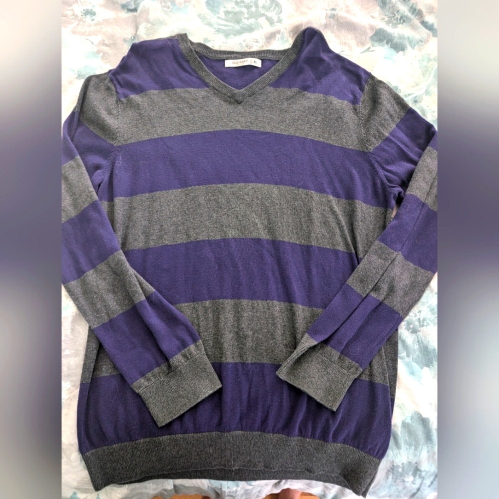 Old Navy Men's Striped Sweater XL
